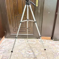 سه پایه دوربین عکاسی و فیلمبرداری