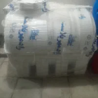 یک عددمخزن ۱۰۰۰لیتری