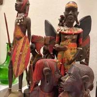 مجسمه آفر ی ق