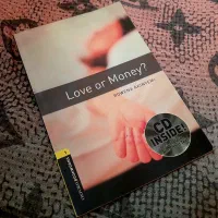 کتاب انگلیسی، فرانسه و آلمانی