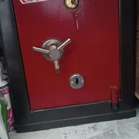 گاو صندوق کاوه در حد نو