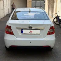 برلیانس ۲۳۰ اتومات فول سانروف دار