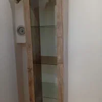 کمد عروسک یا‌کتابخانه