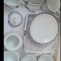 مبل ۴ نفره تمیز پایه نیاز به تعمیر جزی