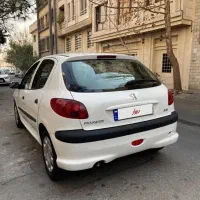 ۲۰۶ تیپ ۵ سفید مدل ۹۳ در حد