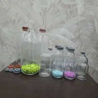 ویال شیشه با درب مشکی تعداد زیاد