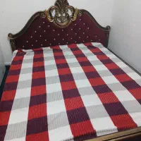 تخت دونفره به همراه پاتختی میز ارایش تشک