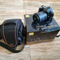 دوربین عکاسی نیکون d۹۰ با لنز زوم ۱۸- ۱۰۵ vr