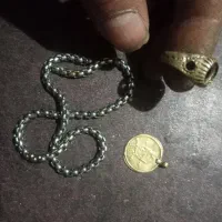 تعدادی وسیله قدیمی