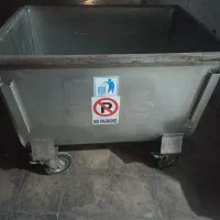 سطل زباله ۱۱۰۰ لیتری