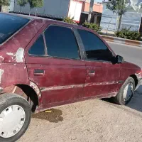 پژو 2000