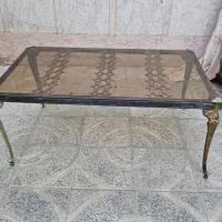 میز و اینه