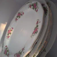 چینی گل سرخی