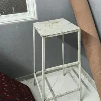 فوری  چهارپایه آهنی بلند و بسیار محکم