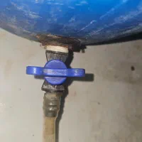 بشکه 220 دبه منبع