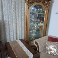 بوفه و ساعت ایستاده