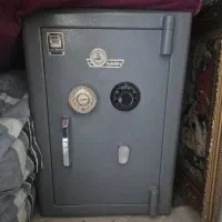 گاو صندوق کاوه