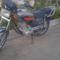 125
