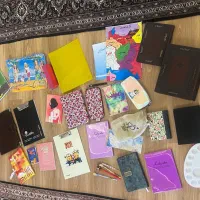 تعدادی دفتروسررسیدگلاسور و جامدادی ولوازم التحریر