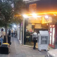 کارگرنیمه ماهر،کارگرفست فود،پیتزازن،نیمه ماهر،ساده