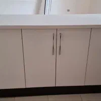 اپن اشپزخانه و کنسول میز تی وی