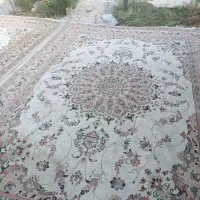 2فرش دستباف و 2فرش ماشینی