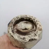 زیر سیگاری و مجسمه سنگ مصنوعی