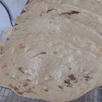 نان محلی کاشمر باآردگندم