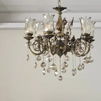 دو عدد لوستر کلاسیک ۶ شاخه برنزی، سالم و تمیز