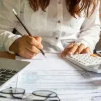 حسابدار دورکار انجام کلیه امور مالی و حسابداری