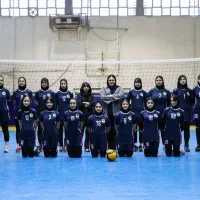 آموزش والیبال دختران رشت