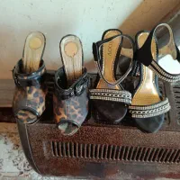 یک جفت کفش ویک جفت دمپایی زنانه سایز 38