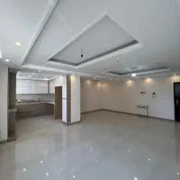 105م/2خ/فول/سالن مربع پرده خور/خوش چیدمان