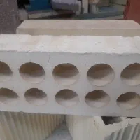 آجرنما ده سوراخ زرد ارسال از درب شرکت