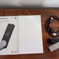 کیف پول سخت افزاری Ledger Nano X