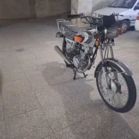 هندا۱۲۵ درحد