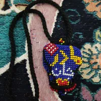 گردن بند زندان بافت