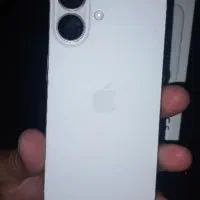 ایفون 16نرمال