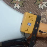 بلندگو
