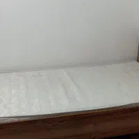 تخت تک نفره
