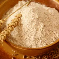آرد گندم سبوسدار