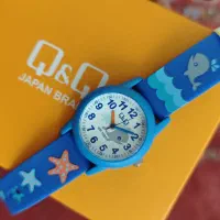 ساعت مچی عقربه‌ای بچه گانه کیو اند کیو اورجینال