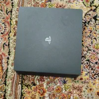 PS 4