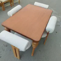 نهارخوری اچ مدل بالشتکی