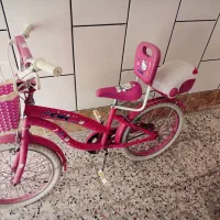دوچرخه دخترانه سایز ۲۰ بسیار تمیز و کم‌استفاده