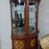 ویترین دو تیکه