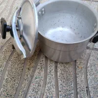 زودپز|ظروف پخت‌وپز|خوی, |دیوار