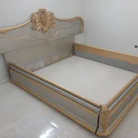 تخت دو نفره