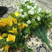 سه عدد گل