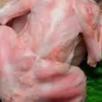 مرغ تمیز شده و شسته شذه